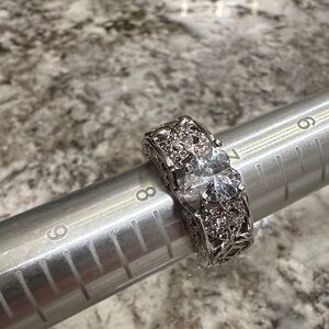 👑Elegant Silver Rhinestone Ring